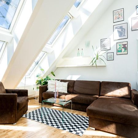 Unique Maisonette Apartment Gasometer 12Th Floor Vienna Exterior photo